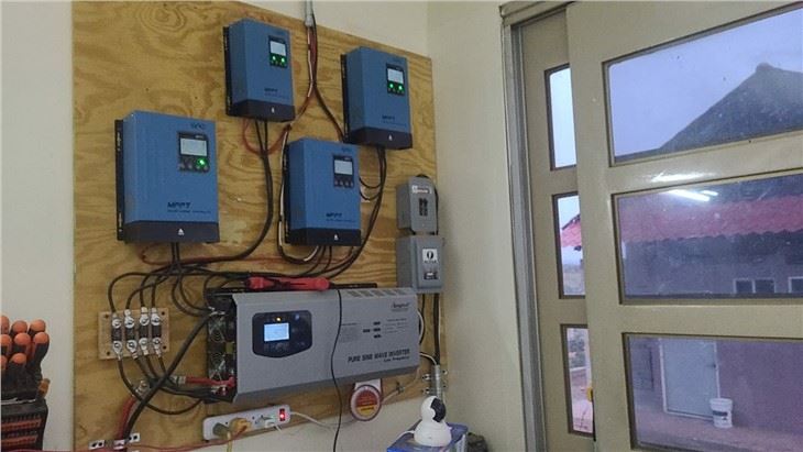 Off Grid Solar Energy Inverter